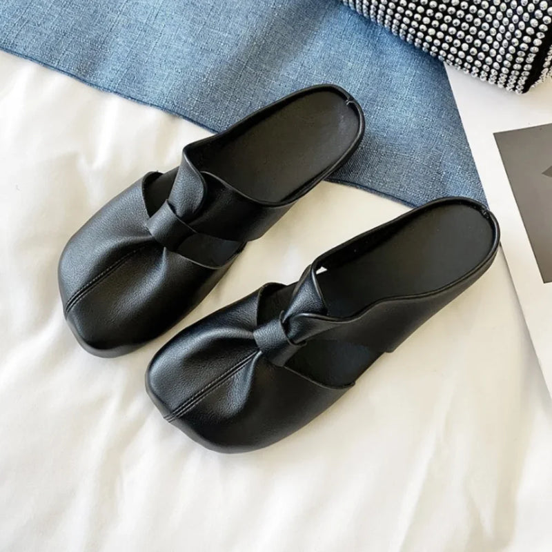 Sandália Rasteira de Couro