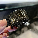 Presilha Elegante de Coroa